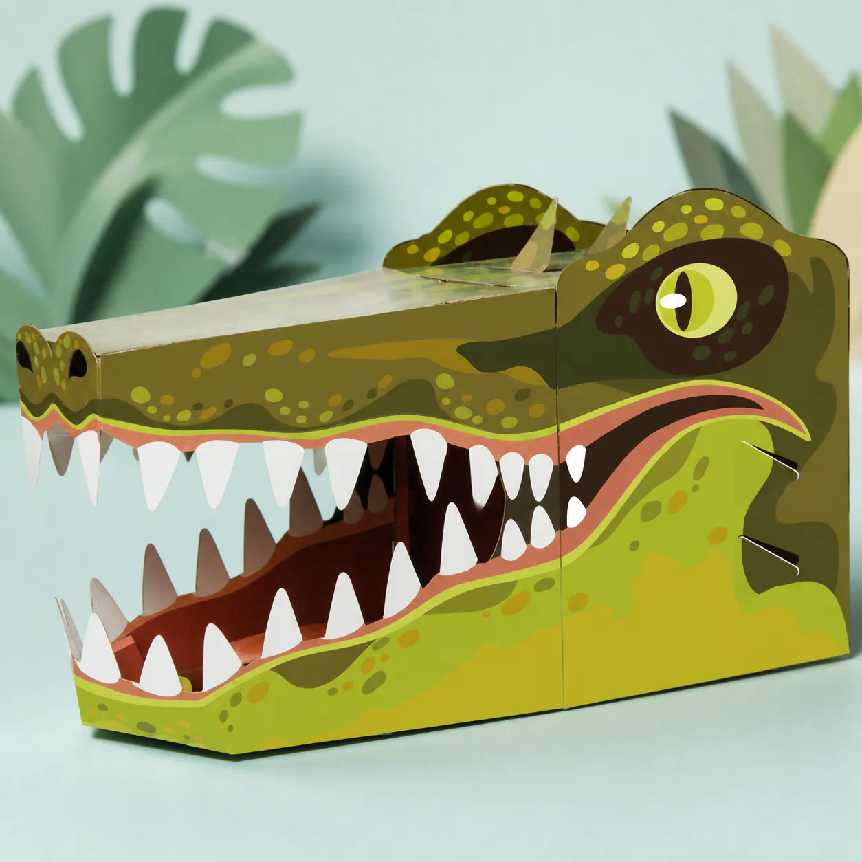 Crocodile, Wearable mask